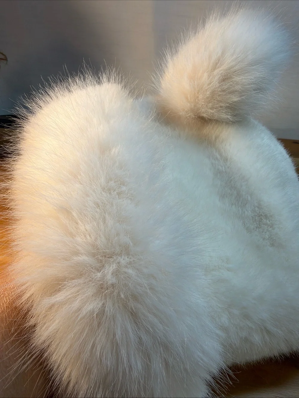 NWOT Faux Mink & Fox 4 Pom Fox Pompoms on top & On Dangling Ear Flap Strings